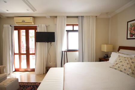 Casa para alugar com 170m², 3 quartos e 3 vagasSuite