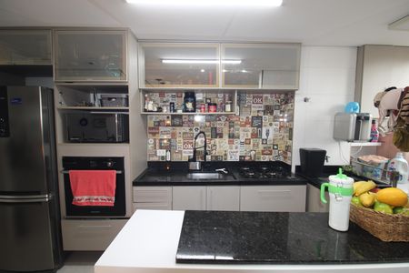 Apartamento para alugar com 40m², 2 quartos e sem vagaSala / Cozinha