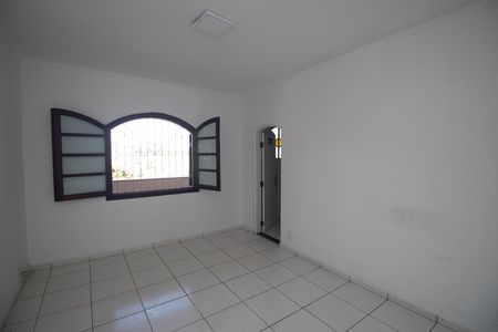 Casa à venda com 1200m², 4 quartos e 20 vagas Casa à venda com 1200m², 4 quartos e 20 vagasQuarto 3