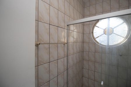 Casa à venda com 1200m², 4 quartos e 20 vagas Casa à venda com 1200m², 4 quartos e 20 vagasBanheiro