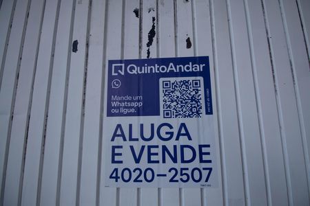 Casa à venda com 1200m², 4 quartos e 20 vagas Casa à venda com 1200m², 4 quartos e 20 vagasPlaca