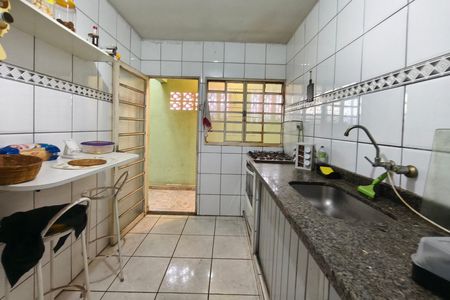 Casa à venda com 118m², 3 quartos e 2 vagas Casa à venda com 118m², 3 quartos e 2 vagasCozinha
