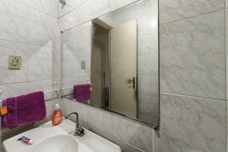 Casa à venda com 118m², 3 quartos e 2 vagas Casa à venda com 118m², 3 quartos e 2 vagasBanheiro