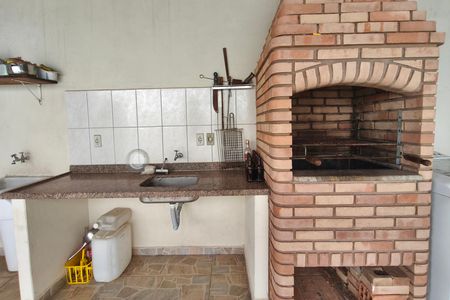 Casa à venda com 118m², 3 quartos e 2 vagas Casa à venda com 118m², 3 quartos e 2 vagasÁrea gourmet
