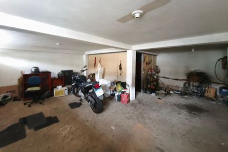 Casa à venda com 118m², 3 quartos e 2 vagas Casa à venda com 118m², 3 quartos e 2 vagasQuintal - Garagem