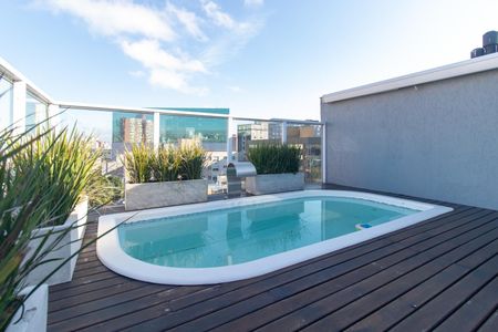 Apartamento para alugar com 145m², 2 quartos e 1 vaga Apartamento para alugar com 145m², 2 quartos e 1 vagaPiscina