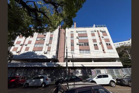 Apartamento para alugar com 145m², 2 quartos e 1 vaga Apartamento para alugar com 145m², 2 quartos e 1 vagaFachada