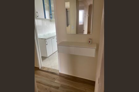 Apartamento para alugar com 2 quartos, 55m² em Parque Sao Vicente, Santo André