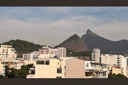 Apartamento à venda com 40m², 1 quarto e sem vaga