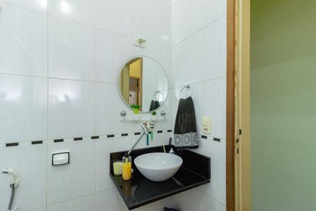 Casa à venda com 100m², 3 quartos e 1 vaga Casa à venda com 100m², 3 quartos e 1 vagaBanheiro
