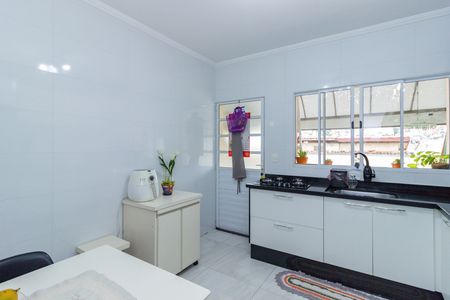 Casa à venda com 100m², 3 quartos e 1 vaga Casa à venda com 100m², 3 quartos e 1 vagaCozinha