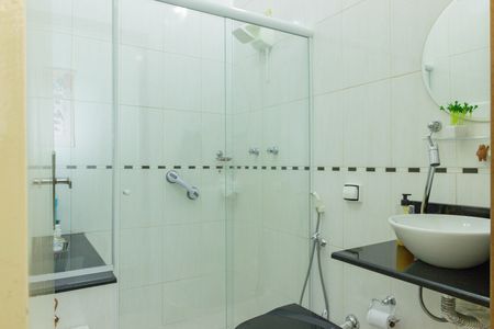 Casa à venda com 100m², 3 quartos e 1 vaga Casa à venda com 100m², 3 quartos e 1 vagaBanheiro