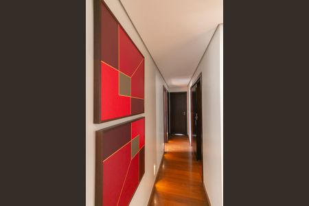 Apartamento à venda com 137m², 3 quartos e 2 vagas Apartamento à venda com 137m², 3 quartos e 2 vagasCorredor