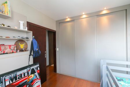 Apartamento à venda com 137m², 3 quartos e 2 vagas Apartamento à venda com 137m², 3 quartos e 2 vagasQuarto