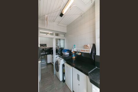 Apartamento à venda com 137m², 3 quartos e 2 vagas Apartamento à venda com 137m², 3 quartos e 2 vagasÁrea de serviço