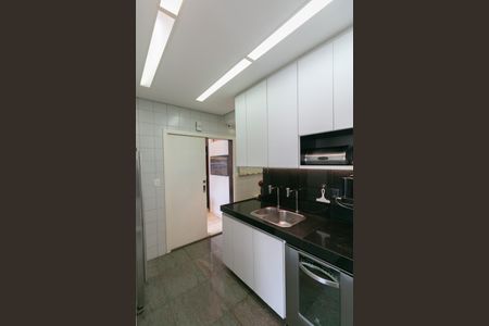 Apartamento à venda com 137m², 3 quartos e 2 vagas Apartamento à venda com 137m², 3 quartos e 2 vagasCozinha