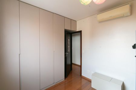Apartamento à venda com 137m², 3 quartos e 2 vagas Apartamento à venda com 137m², 3 quartos e 2 vagasQuarto 3