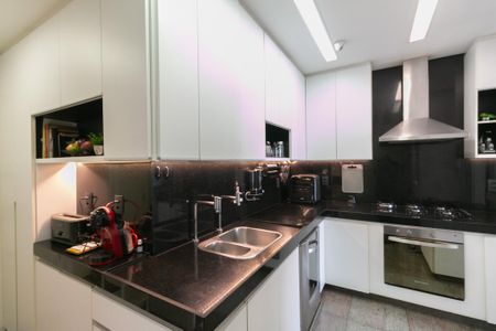 Apartamento à venda com 137m², 3 quartos e 2 vagas Apartamento à venda com 137m², 3 quartos e 2 vagasCozinha