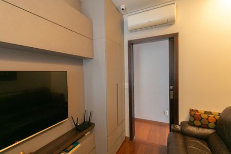 Apartamento à venda com 137m², 3 quartos e 2 vagas Apartamento à venda com 137m², 3 quartos e 2 vagasQuarto 2
