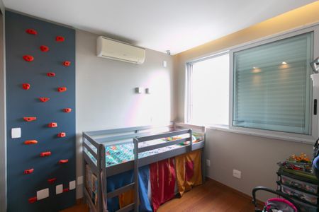 Apartamento à venda com 137m², 3 quartos e 2 vagas Apartamento à venda com 137m², 3 quartos e 2 vagasQuarto