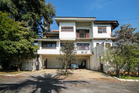Casa de condomínio para alugar com 270m², 6 quartos e 4 vagasFachada Casa