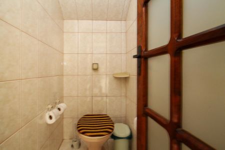 Casa de condomínio para alugar com 270m², 6 quartos e 4 vagasLavabo
