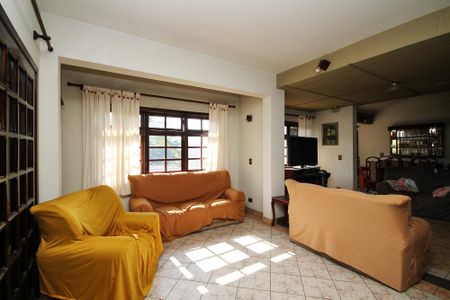 Casa de condomínio para alugar com 270m², 6 quartos e 4 vagasSala da Lareira