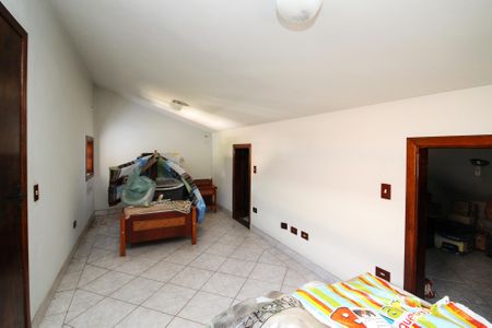 Casa de condomínio para alugar com 270m², 6 quartos e 4 vagasQuarto Sótão