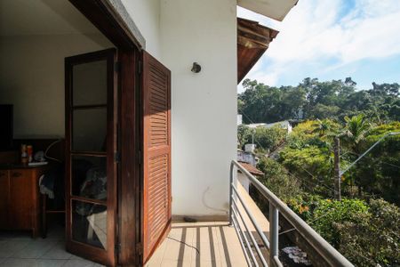 Casa de condomínio para alugar com 270m², 6 quartos e 4 vagasVaranda Suíte 1