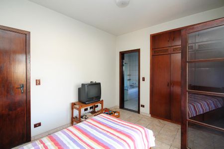 Casa de condomínio para alugar com 270m², 6 quartos e 4 vagasSuíte 3