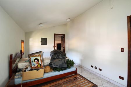 Casa de condomínio para alugar com 270m², 6 quartos e 4 vagasSuíte 4
