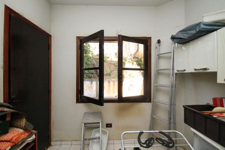 Casa de condomínio para alugar com 270m², 6 quartos e 4 vagasQuarto de Serviço