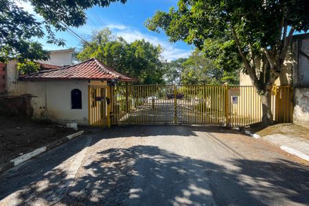 Casa de condomínio para alugar com 270m², 6 quartos e 4 vagasFachada Condomínio