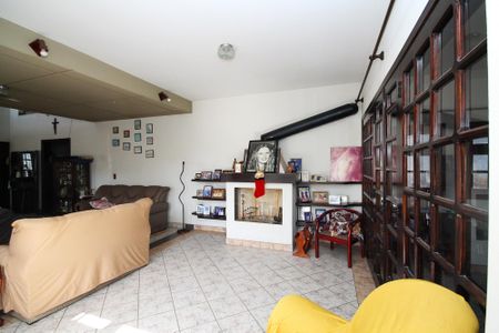 Casa de condomínio para alugar com 270m², 6 quartos e 4 vagasSala da Lareira