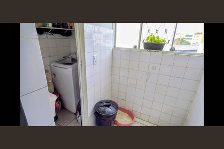 Apartamento à venda com 65m², 3 quartos e 1 vaga Apartamento à venda com 65m², 3 quartos e 1 vagaBanheiro