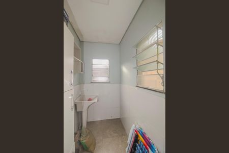 Casa à venda com 175m², 4 quartos e 5 vagas Casa à venda com 175m², 4 quartos e 5 vagasArea de serviço