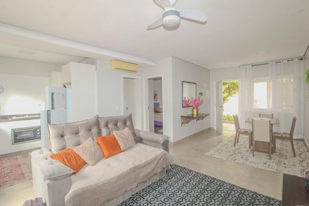 Casa à venda com 175m², 4 quartos e 5 vagas Casa à venda com 175m², 4 quartos e 5 vagasCasa 1 Sala