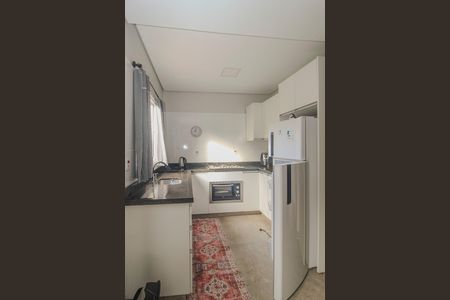Casa à venda com 175m², 4 quartos e 5 vagas Casa à venda com 175m², 4 quartos e 5 vagasCozinha/Area de serviço