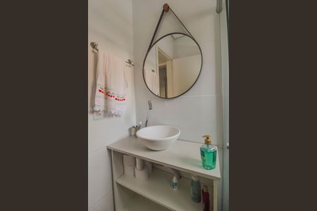 Casa à venda com 175m², 4 quartos e 5 vagas Casa à venda com 175m², 4 quartos e 5 vagasBanheiro
