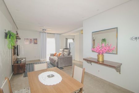 Casa 1 Sala de casa à venda com 4 quartos, 175m² em Espírito Santo, Porto Alegre