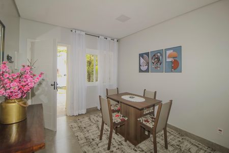 Casa à venda com 175m², 4 quartos e 5 vagas Casa à venda com 175m², 4 quartos e 5 vagasCasa 1 Sala