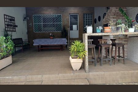 Casa à venda com 2 quartos, 200m² em Mooca, São Paulo