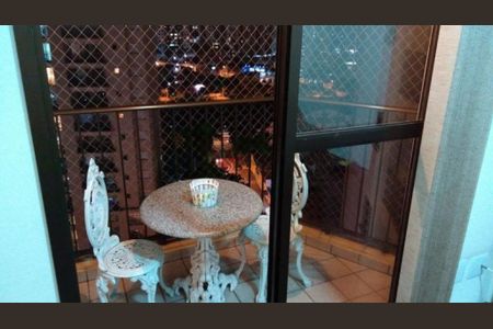 Apartamento à venda com 72m², 2 quartos e 1 vaga