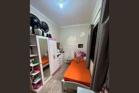 Casa à venda com 110m², 3 quartos e 2 vagas