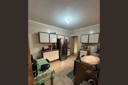 Casa à venda com 110m², 3 quartos e 2 vagas