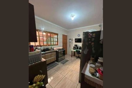 Casa à venda com 110m², 3 quartos e 2 vagas