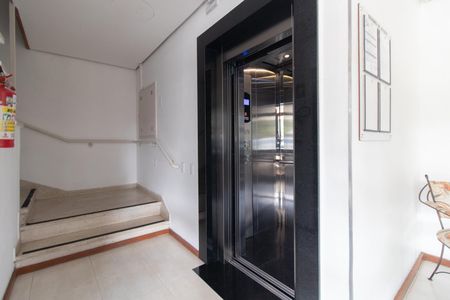 Apartamento à venda com 70m², 1 quarto e 1 vagaHall social
