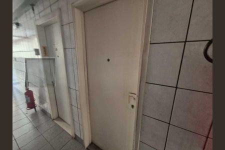 Apartamento à venda com 37m², 1 quarto e sem vaga