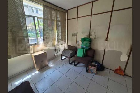 Apartamento à venda com 37m², 1 quarto e sem vaga