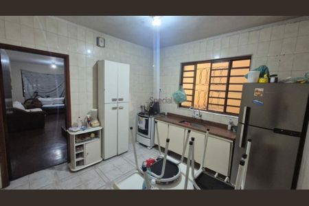 Casa à venda com 2 quartos, 140m² em Parque São Lucas, São Paulo